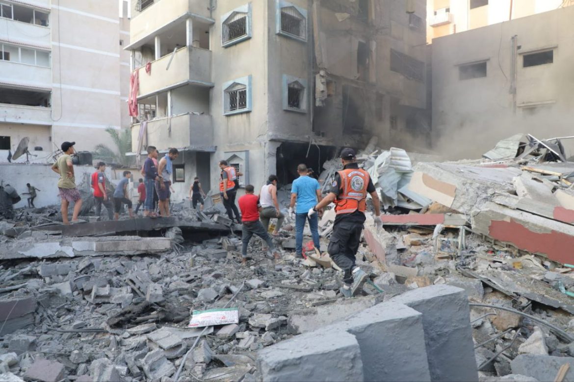 להמשיך את הלחימה בעצימות גבוהה ולאפשר רק סיוע הומניטרי הכרחי