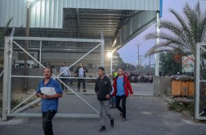כניסת פועלים פלסטינים לישראל: בצל הסיכון הביטחוני, הגדלת ההיתרים במשורה ומאבק עיקש בשב"חים