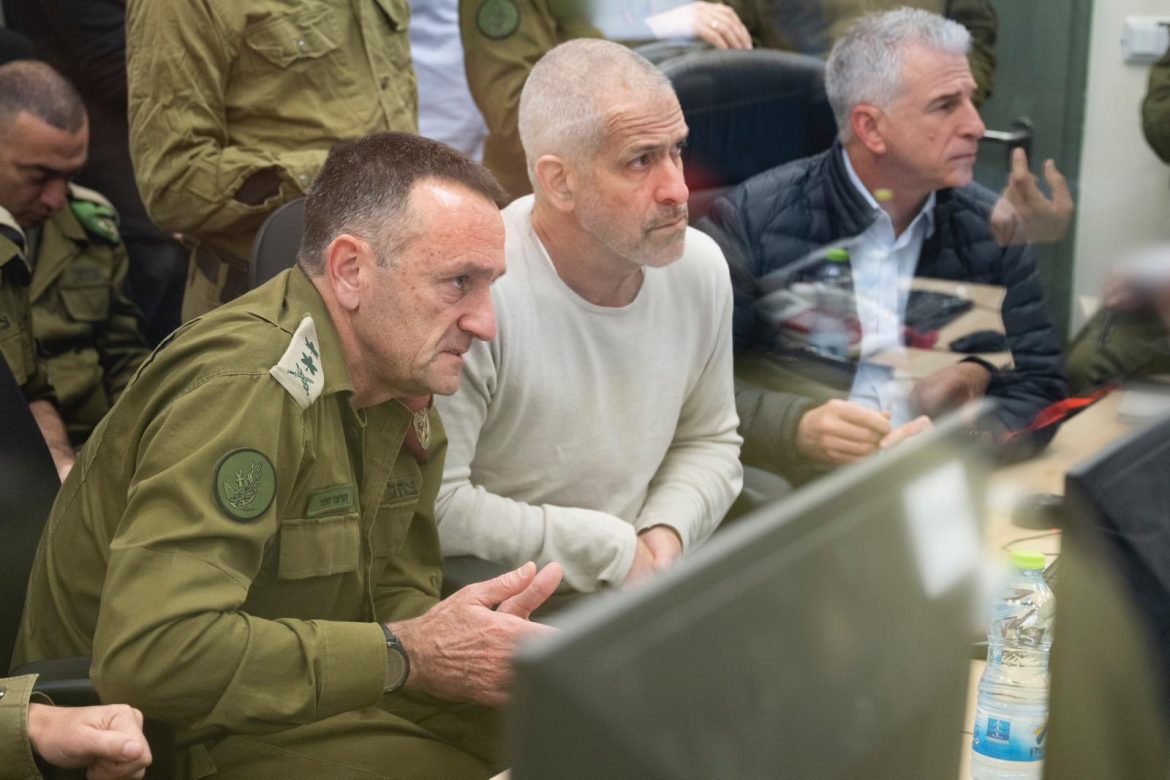 רונן בר הודה ולקח אחריות וזה דבר שצריך להעריך. צילום: דובר צה"ל