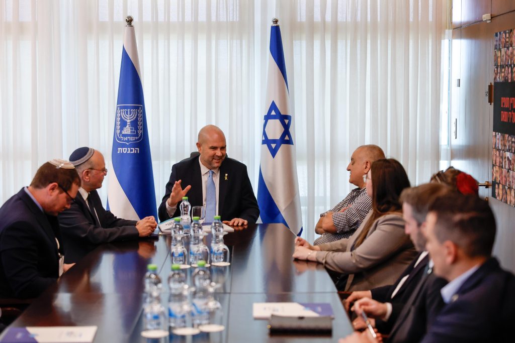 הגשת פרויקט ישראל 2.0 ליו"ר הכנסת. צילום: נועם מושקוביץ | דוברות הכנסת