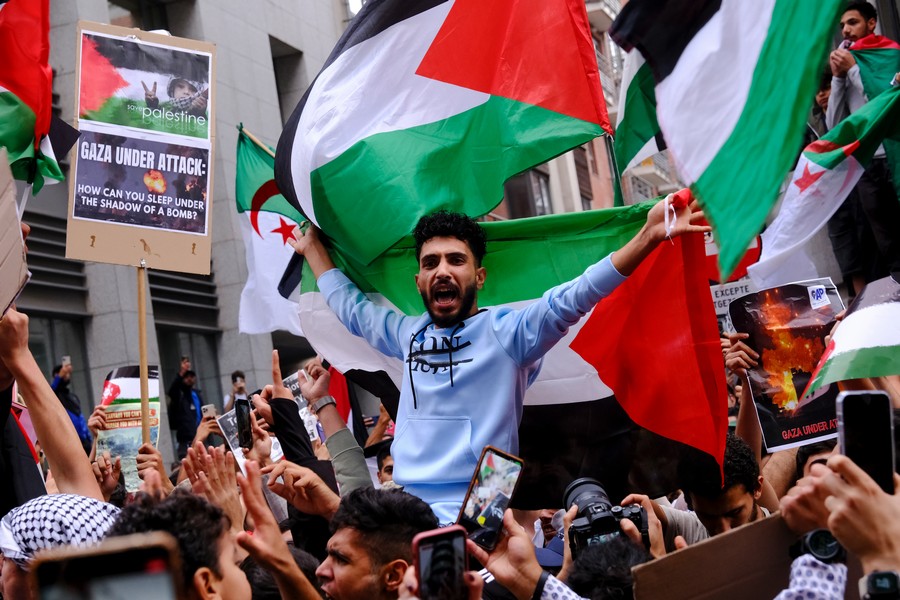 Gaza Protests Urge International Intervention as Israel Prepares Assault shutterstock - Alexandros Michailidis