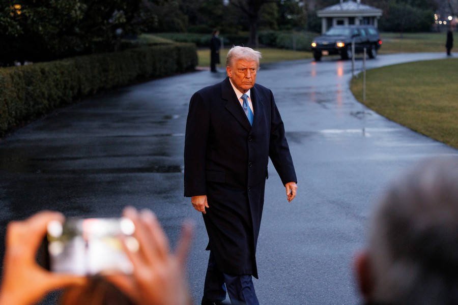 Mar-a-Lago Through Arab Eyes: Power, Turkey, Iran, and the Cost of Trump’s Diplomacy shutterstock - Joshua Sukoff