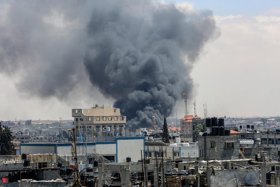 Palestinians mourn slain Hamas militant chief as Israel escalates Gaza attacks shutterstock - Anas-Mohammed