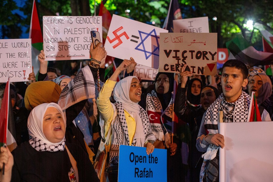 האיום הטורקי: השאיפות, הרטוריקה והמהלכים שלא נותנים מנוח לישראל shutterstock - tolga ildun