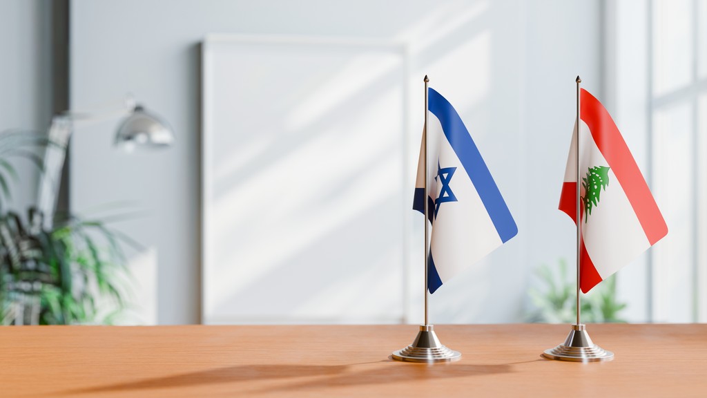 ‘Agreement drives a wedge between Iran and Lebanon’ shutterstock - VUTUK DESIGN AND MEDIA