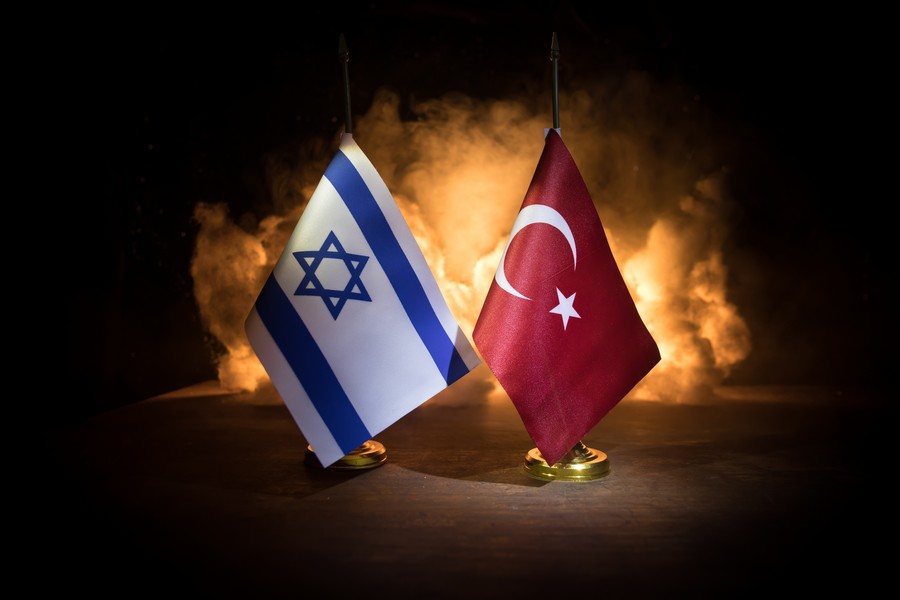 מחרם מסחר ועד "נאט"ו מוסלמי": כך מנסה טורקיה לסנדל את ישראל shutterstock - zef art